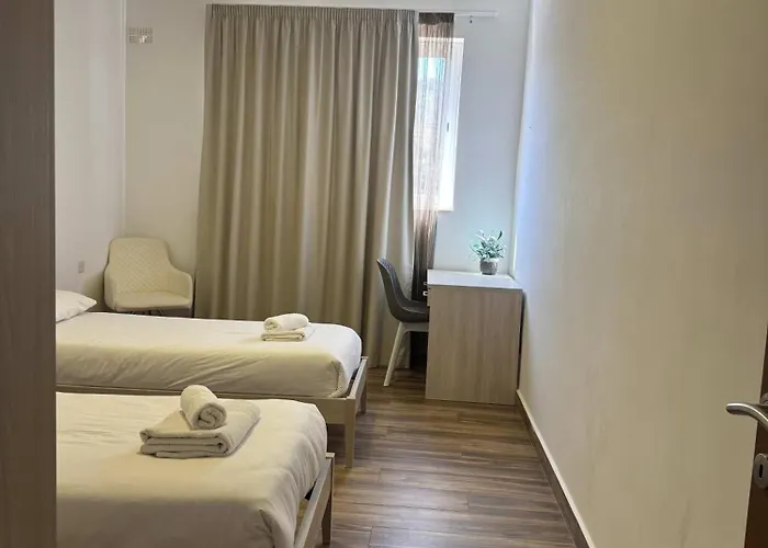 Lägenhet Bright 3br Penthouse With Amazing Views - By Hostmt *